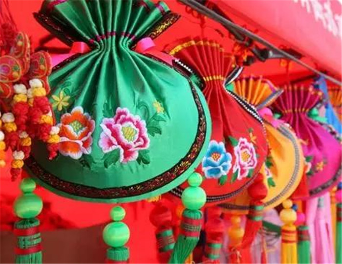 端午佳節(jié)傳統(tǒng)習俗你還記得多少？我們這代可不能丟了老規(guī)矩